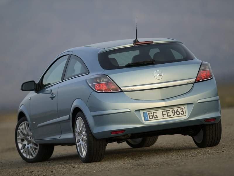 Opel Astra Diesel Hybrid Concept