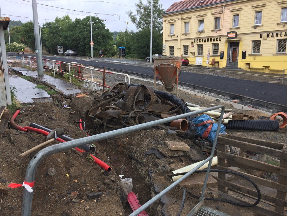 Rozsáhlá rekonstrukce Zenklovy ulice v Praze 8 pokračuje.