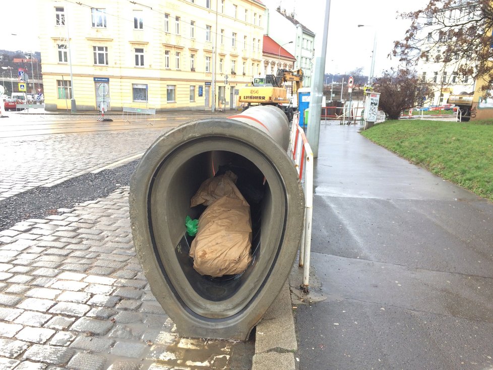 V rámci rekonstrukce se zcela obnoví také inženýrské sítě pod povrchem.