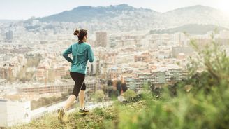 Jak trénovat běhání do kopce, abyste zrychlili a získali více síly