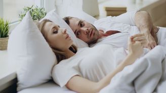 Vztah a manželství bez sexu: Kdy může fungovat a kdy je čas odejít Vztah a manželství bez sexu: Kdy může fungovat a kdy je čas odejít