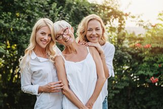 Ženské zdraví ve 30, 40, 50 a 60 letech: Na co si dát pozor?