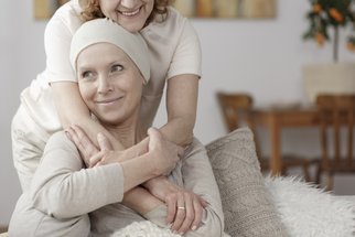 Jak se bavit o rakovině s lidmi kolem vás. Máte mlčet?