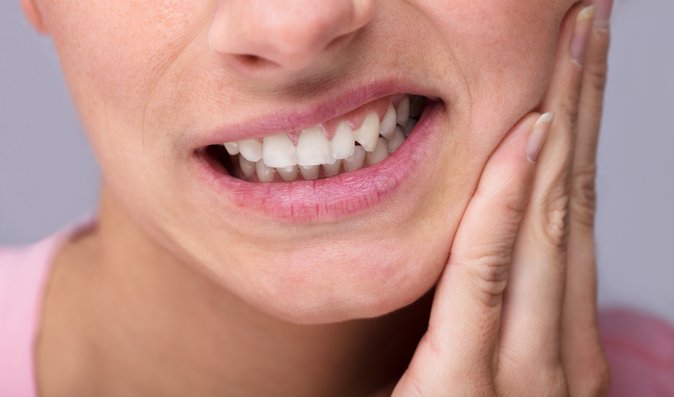 Co signalizuje bolest jednotlivých zubů? Špičáky žlučník, osmičky srdce