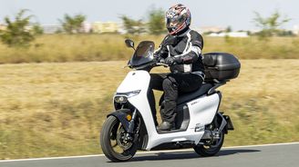 Mototest Zero LS1: Skútr v novém formátu Mototest Zero LS1: Skútr v novém formátu