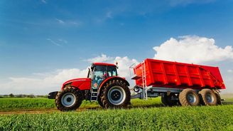 Zetor v pololetí zvýšil zisk na 136 milionů