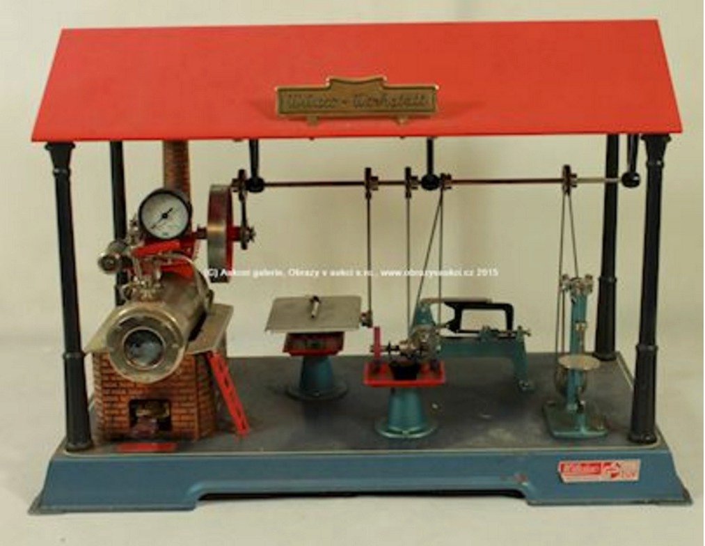 Parní stroj z 2. poloviny 20. století. Vyvolávací cena: 1200 Kč