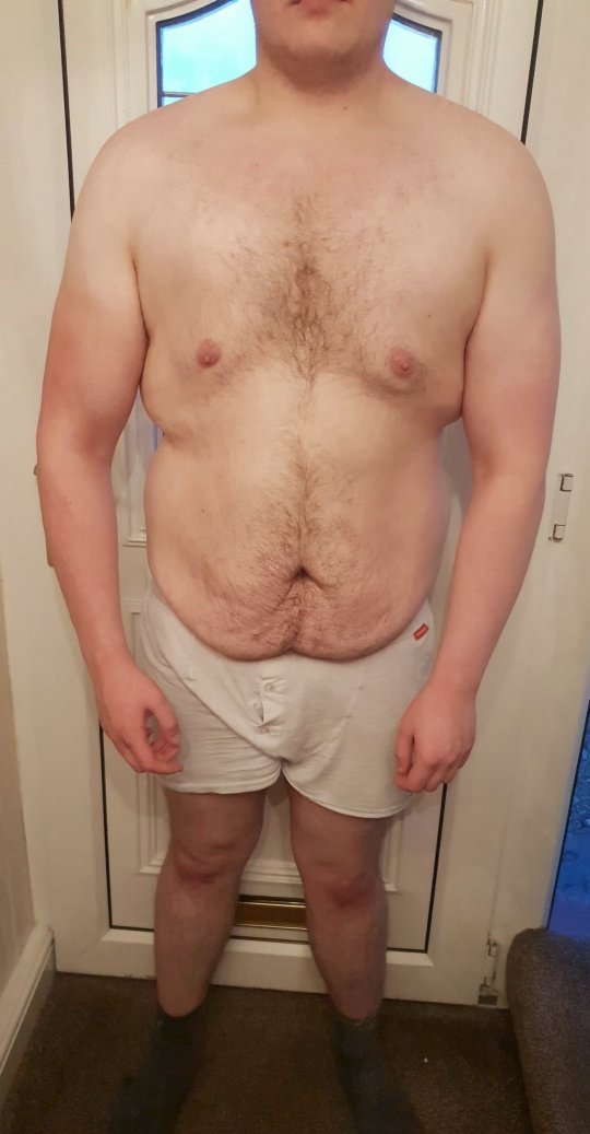 Paul (22) zhubl 63 kilogramů!