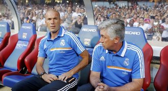 Real bez trofeje, skončí Ancelotti? Nahradit by ho mohl Zidane