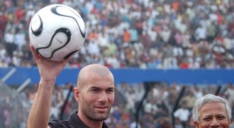 Francii povede Deschamps, tipuje Zidane