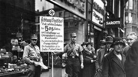 Nejznámějším pogromem je jednoznačně Křišťálová noc, která se odehrála v listopadu 1938 v nacistickém Německu. Během Křišťálové noci docházelo k vraždění, ničení, rabování i zatýkání. Vše bylo protižidovsky mířené