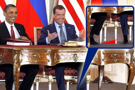 Ruskému prezidentovi museli organizátoři summitu nastavovat židli