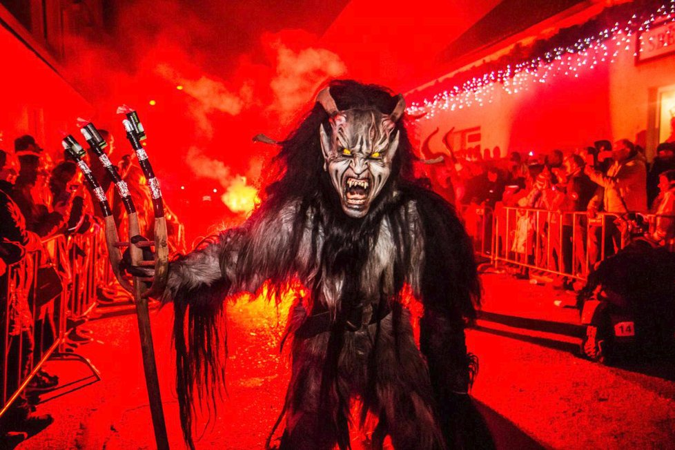 Děsiví Krampusáci v jihomoravských Židlochovicích!