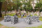 Na starém židovském hřbitově na Žižkově byl odhalen památník návrat kamenů