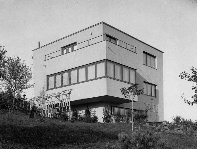 Zikmundova vila za časů Januštíkových Zikmundova vila za časů Januštíkových