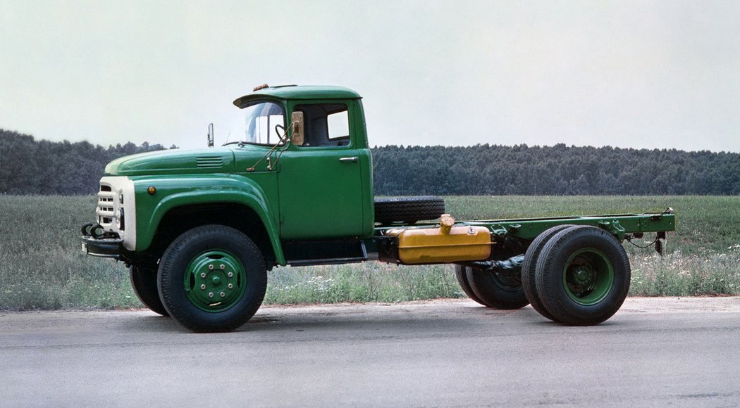 ZIL 130