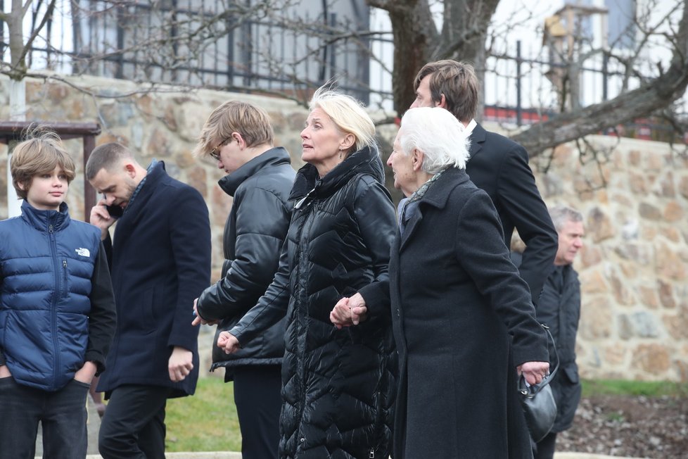 Pohřeb maminky Veroniky Žilkové Olgy - paní Veronika