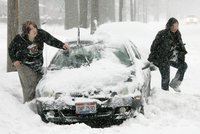 Zimní bouře v USA: 23 obětí !