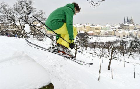 Spory meteorologů: Jaká bude zima? Podle Američanů mírná, podle Britů krutá!