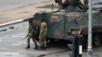 Zimbabwská armáda zablokovala klíčové státní instituce v Harare. Nejde o státní převrat, uvedli vojáci 