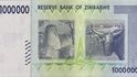 Milionová bankovka Zimbabwe vydaná v roce 2008.