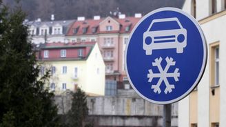 Zimní pneumatiky: Kdy přezout auto na zimu? Vše, co byste měli vědět