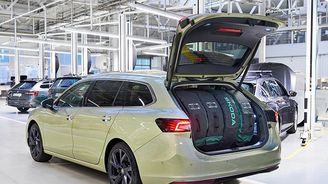 Originální příslušenství a pečlivá předsezonní prohlídka vozu za akční ceny Originální příslušenství a pečlivá předsezonní prohlídka vozu za akční ceny