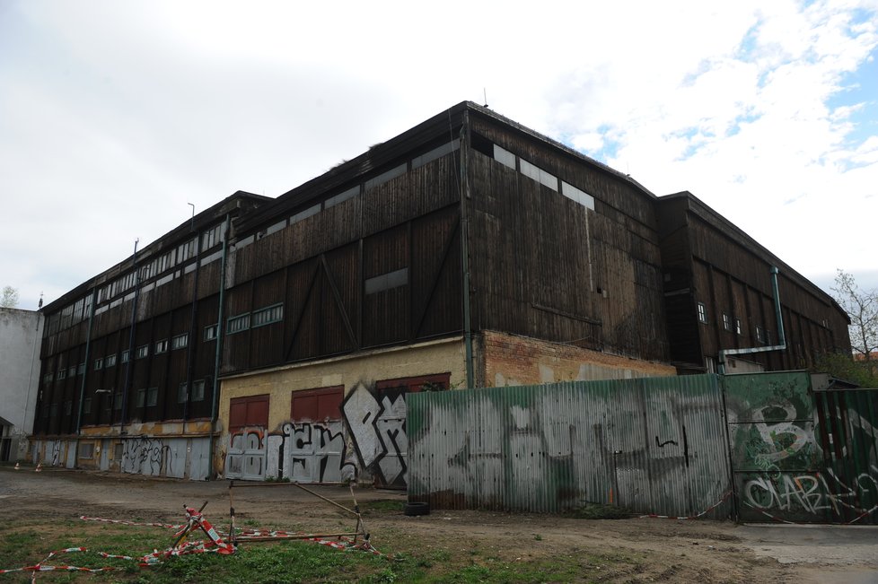 Takto vypadal zimní stadion Štvanice před demolicí v roce 2011.