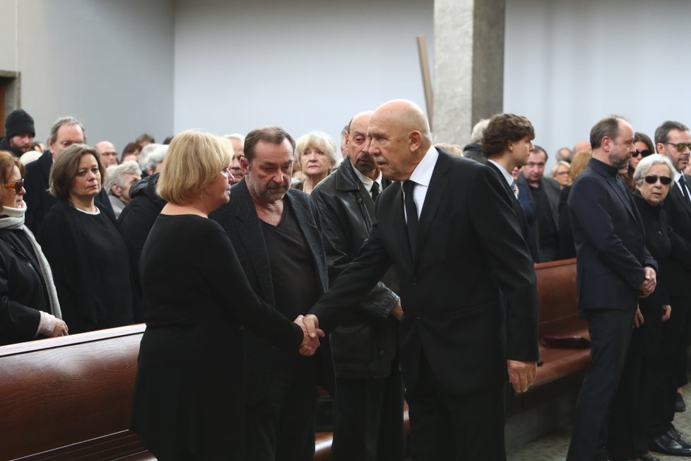 Poslední rozloučení se Stanislavem Zindulkou v pražských Strašnicích.