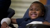 Unikátní transplantace: Osmiletý chlapeček přišel ve dvou letech kvůli infekci o ruce, teď má nové!