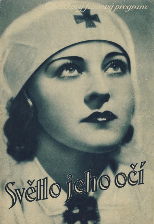 1936 - První film: Světlo jeho očí.