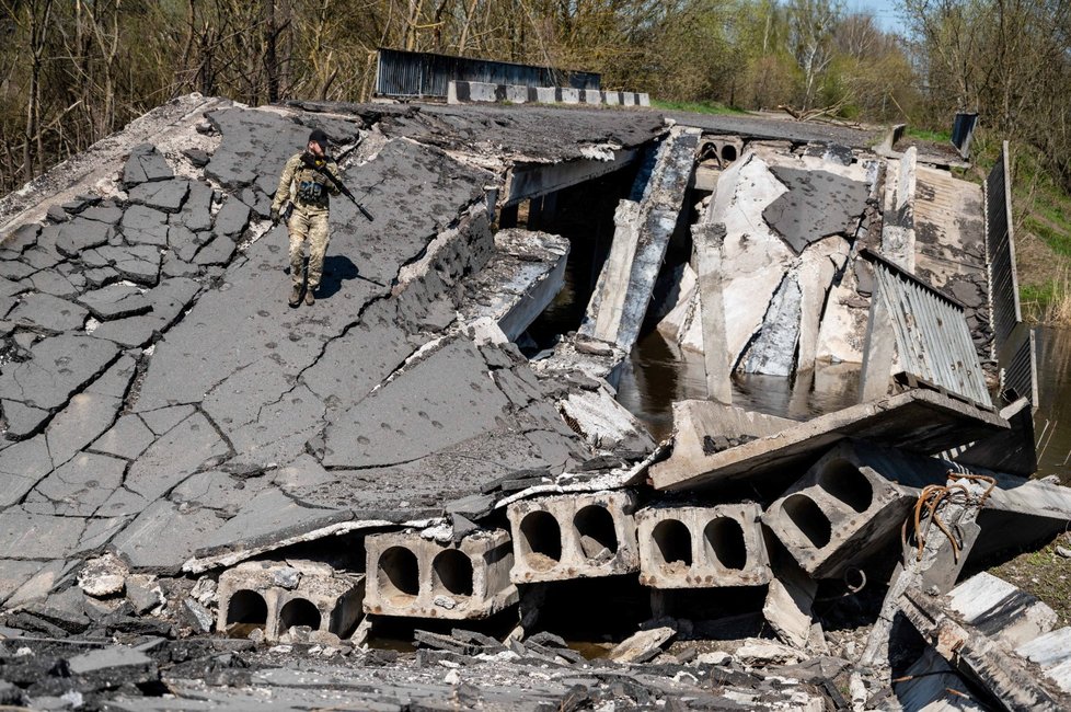 Válka na Ukrajině: Žitomir je stejně jako i jiná místa na Ukrajině obrázkem zkázy (29.4.2022)
