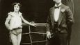 Harry Houdini se svojí manželkou.