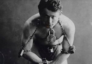 Harry Houdini byl mistrem úniků.