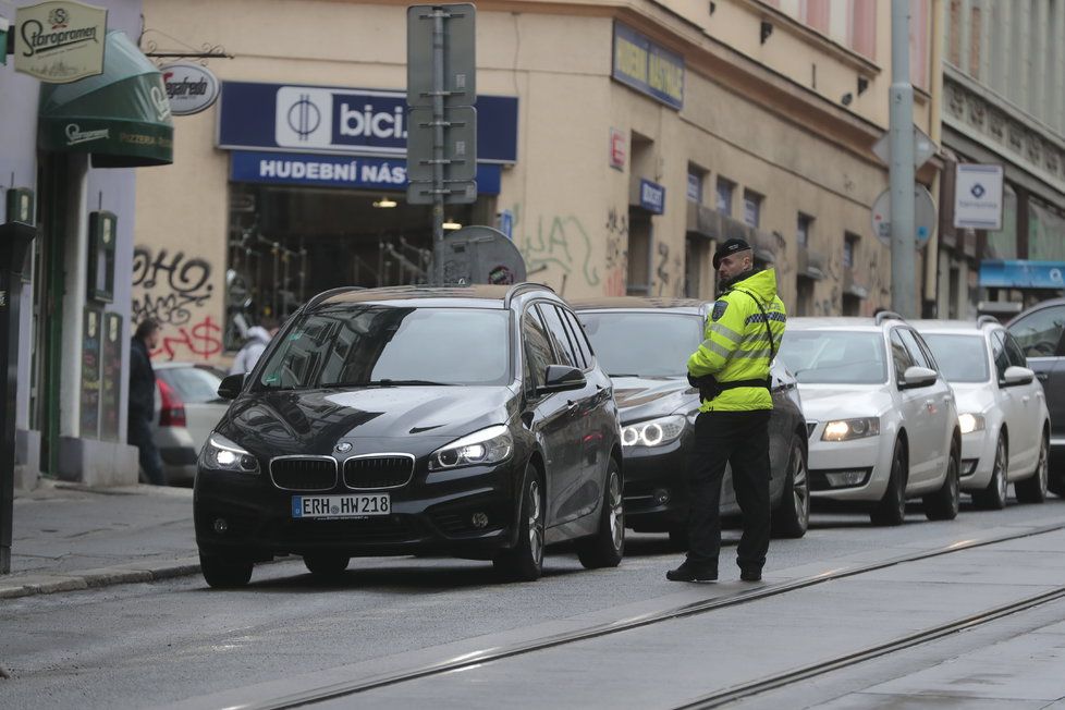 Doprava na Žižkově kolabovala i 14. března.