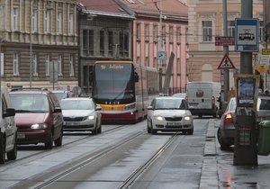 Doprava na Žižkově kolabovala i 14. března.