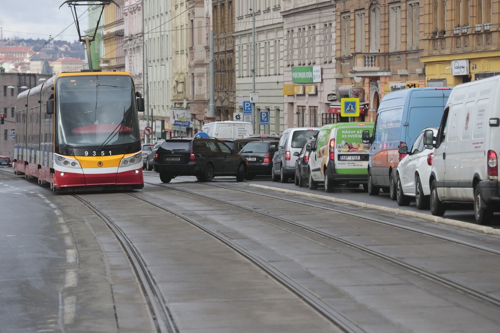 Doprava na Žižkově kolabovala i 14. března.