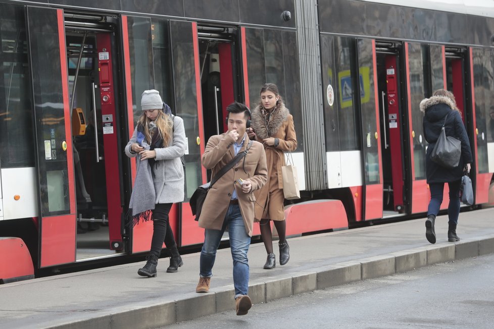 Doprava na Žižkově kolabovala i 14. března.