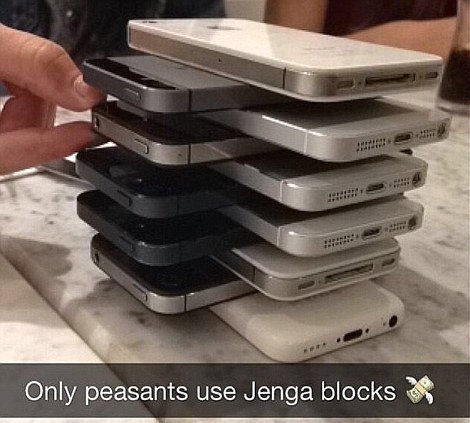 &#34;Jenom rolníci používají kostičky ke hře Jenga&#34;