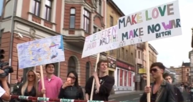 Pětice ze Zlaté mládeže se postavila proti demonstraci neonacistů v Ústí nad Labem.
