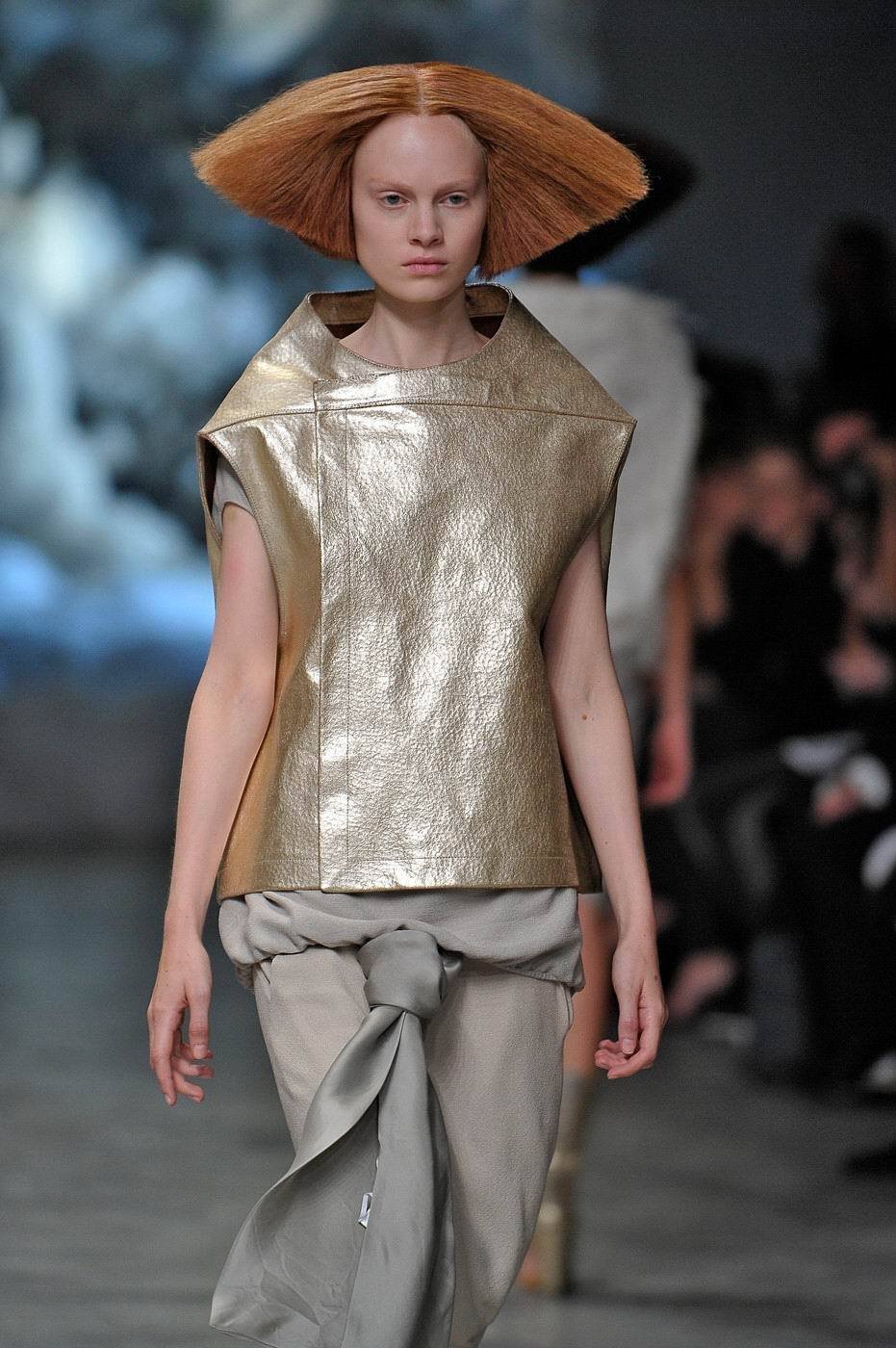 Z přehlídky Rick Owens, jaro-léto 2013.