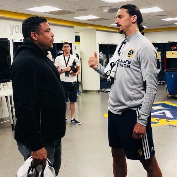 2018: Hvězda LA Galaxy pohovořila s Brazilcem Ronaldem.