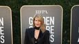 Laura Dern v kalhotovém kostýmu Givenchy