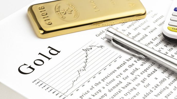 Cena zlata v dolarech za poslední rok stoupla o více než 25 procent.