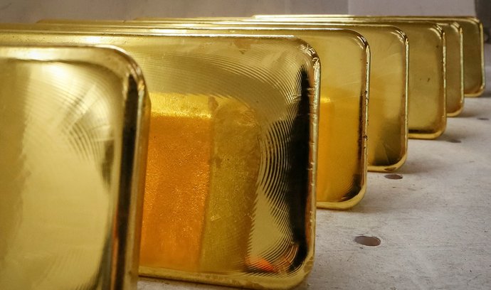 V dobách krize zlato tradiční nabírá na oblíbenosti.