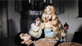 Kotrbová jako Zlatovláska a Štěpánek coby Jiřík.