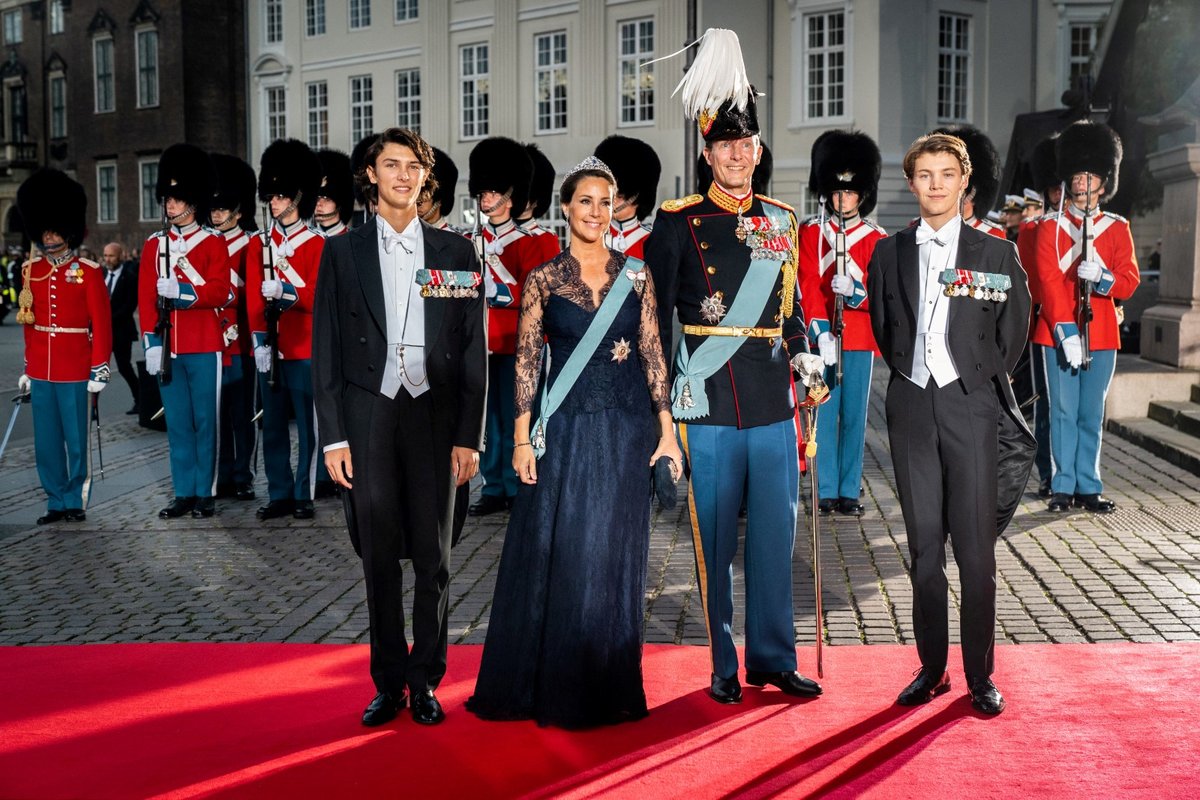 Zleva: Princ Nikolai, princezna Marie, princ Joachim a princ Felix