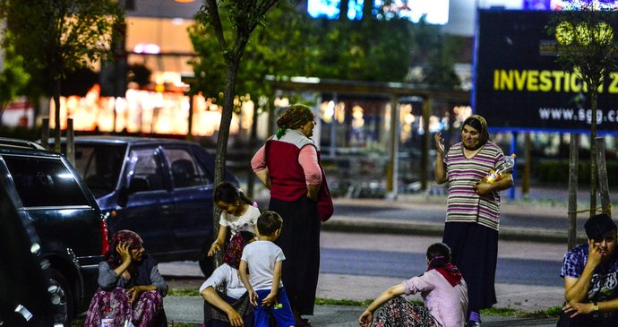 Spojené státy zkritizovaly Česko za protimuslimské nálady a diskriminaci Romů.