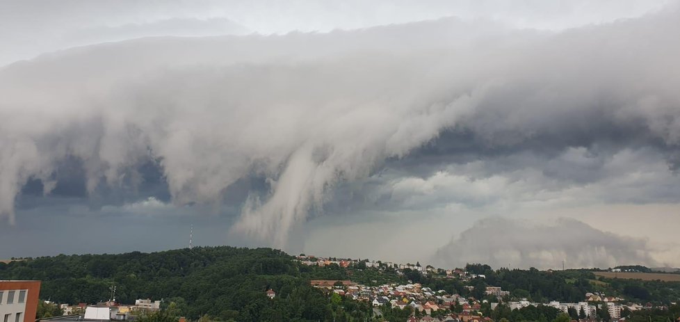 Hrozivý mrak nad Zlínem