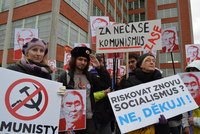 Ve Zlíně komunisty u moci nechtějí: Bouřlivě demonstrovali, jako v roce 1989